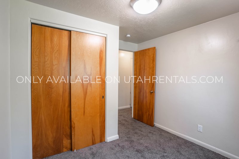 PET FRIENDLY MAPLETON HOME FOR RENT property image