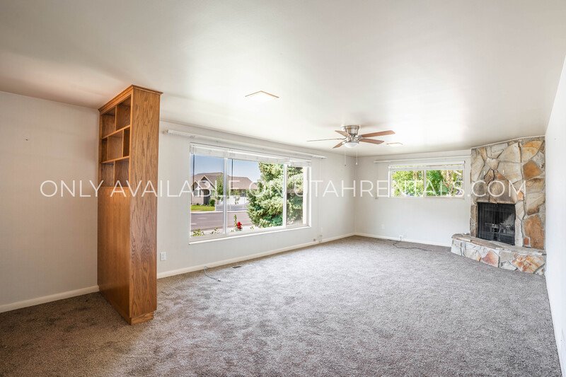 PET FRIENDLY MAPLETON HOME FOR RENT property image