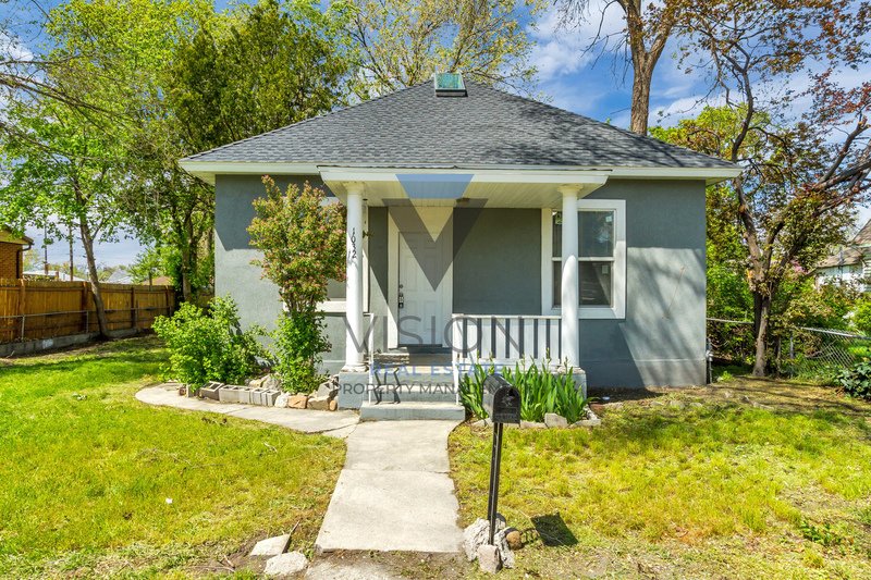 Great 4 bedroom 3 bathroom home in SLC! property image