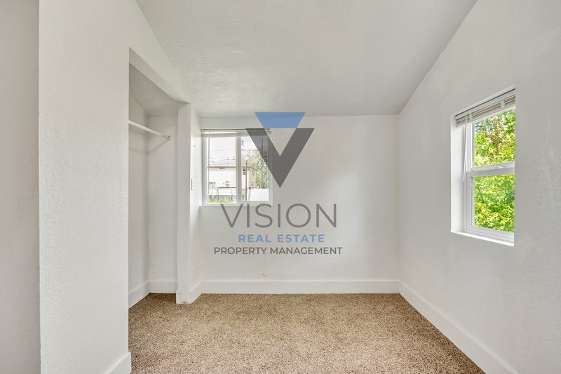 Great 4 bedroom 3 bathroom home in SLC! property image