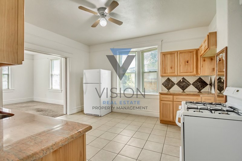 Great 4 bedroom 3 bathroom home in SLC! property image