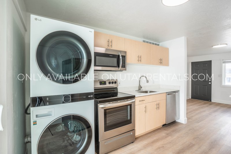 Charming 2 Bed 1 Bath apartment property image