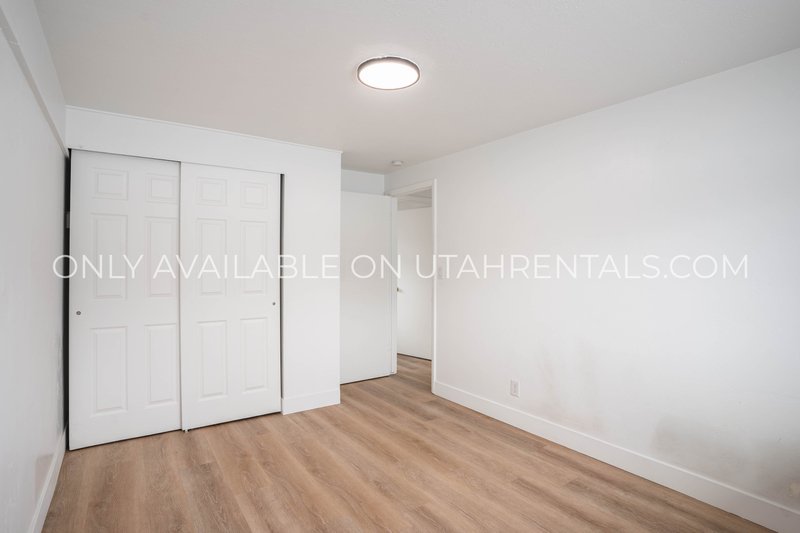 Charming 2 Bed 1 Bath apartment property image