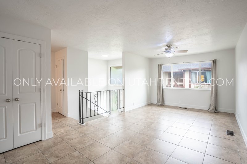 Beautiful & Spacious Orem Townhouse property image