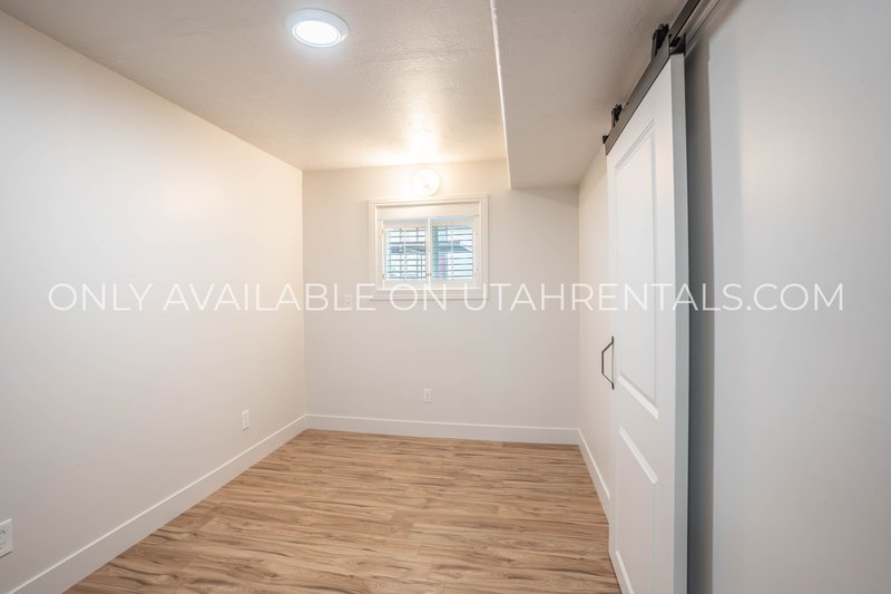 Beautiful & Spacious Orem Townhouse property image