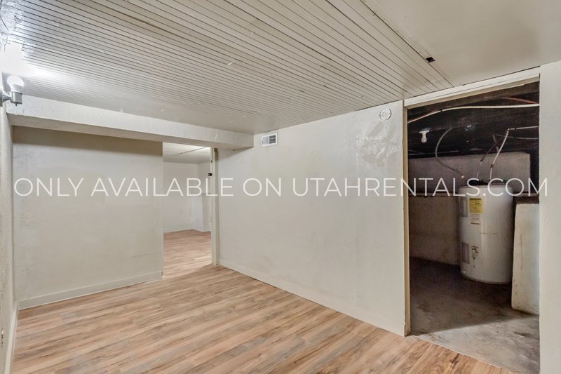 Charming 3-Bed House with Private Yard – Prime Ogden Location! property image
