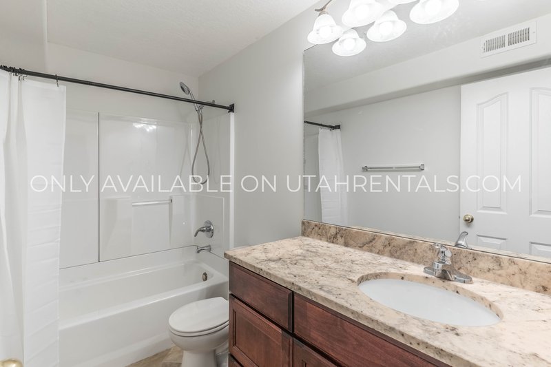 Vibrant, Light-Filled Home with Movie Theater Basement! property image
