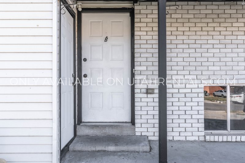 Modern & Spacious West Valley City Duplex – Available Now! property image