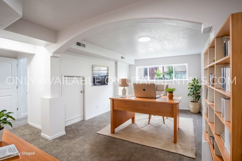Beautiful & Spacious Orem Townhouse property image
