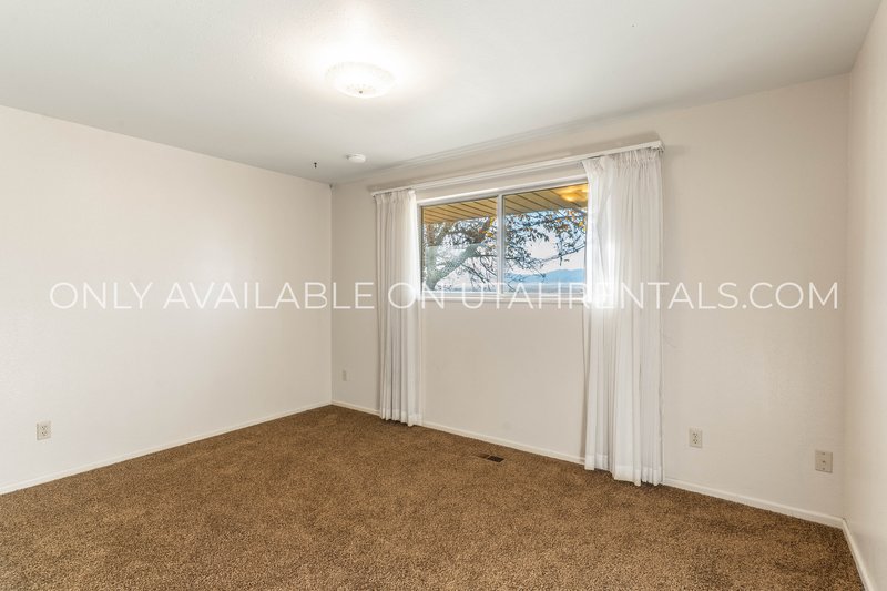 Horse Friendly Home in Gorgeous Genola property image