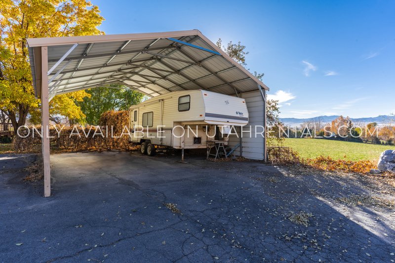 Horse Friendly Home in Gorgeous Genola property image