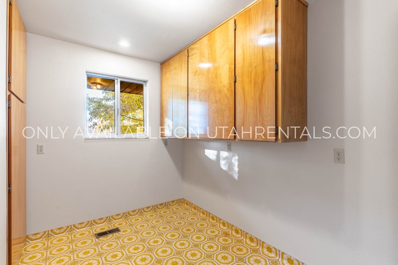 Horse Friendly Home in Gorgeous Genola property image