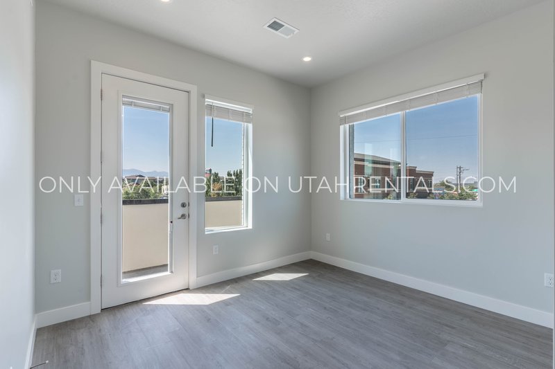 Awesome One-Bedroom apartment at the Canary! property image