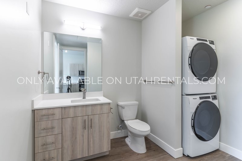 Awesome One-Bedroom apartment at the Canary! property image