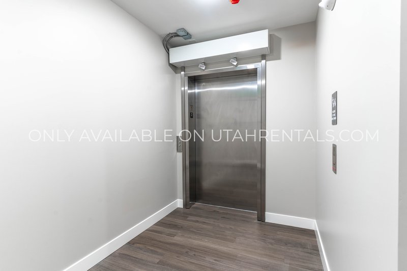 Awesome One-Bedroom apartment at the Canary! property image