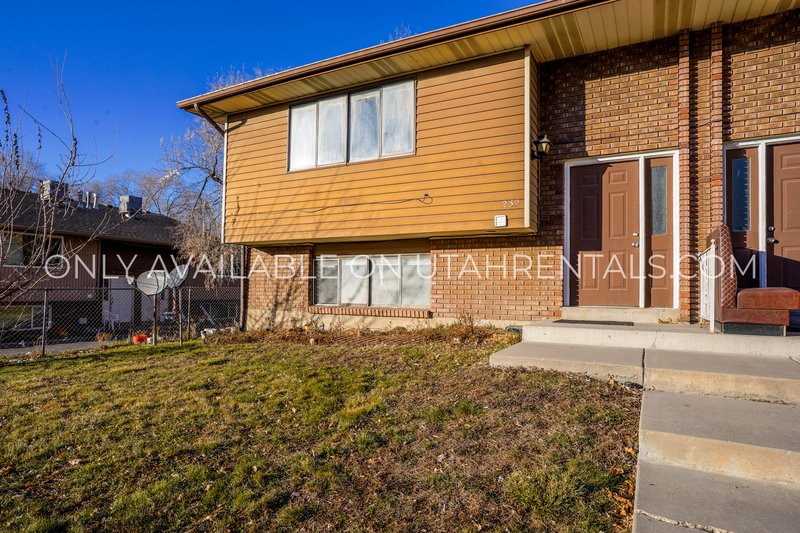 Multi-Level 2 Bed in Midvale! Minutes to I-15 + Carport + Pet Friendly property image
