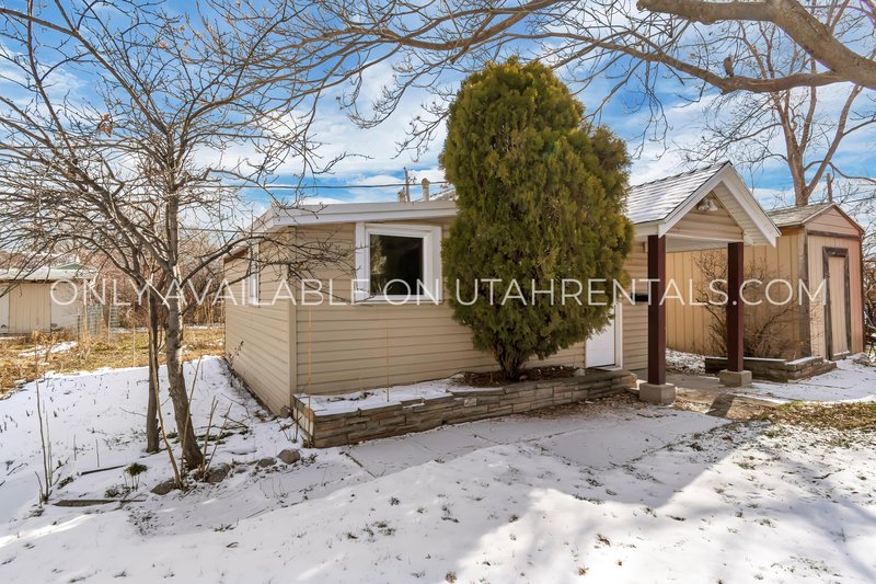 1-Bed 1-Bath Apartment Near Peace Gardens property image