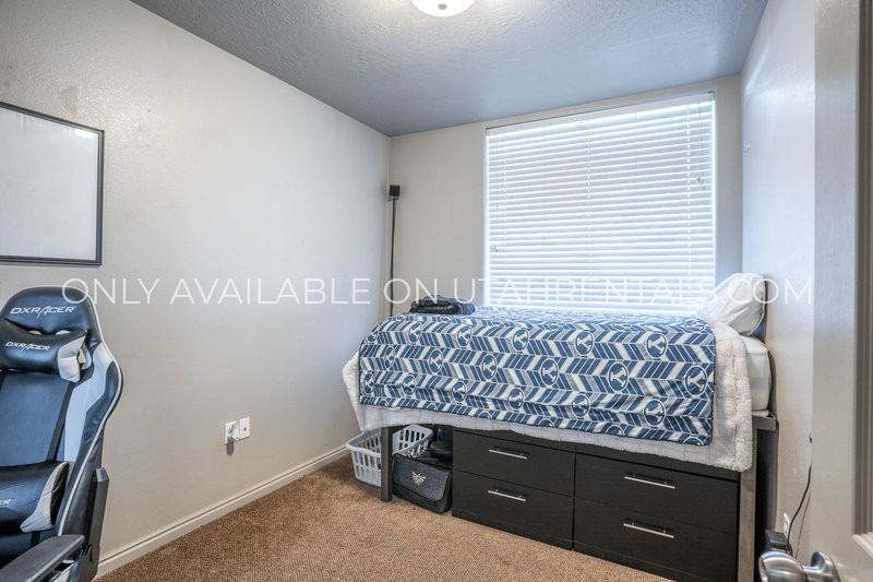 Private Room Available at Lanai D3 property image