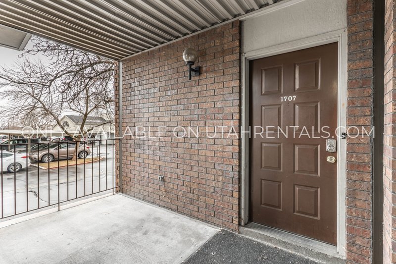 Charming 2-bedroom, 1.5-bathroom condominium in provo property image