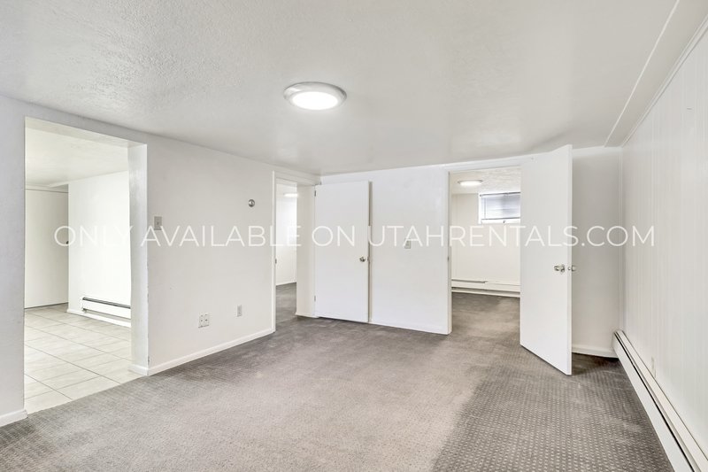 Nice Large Basement unit in Springville property image
