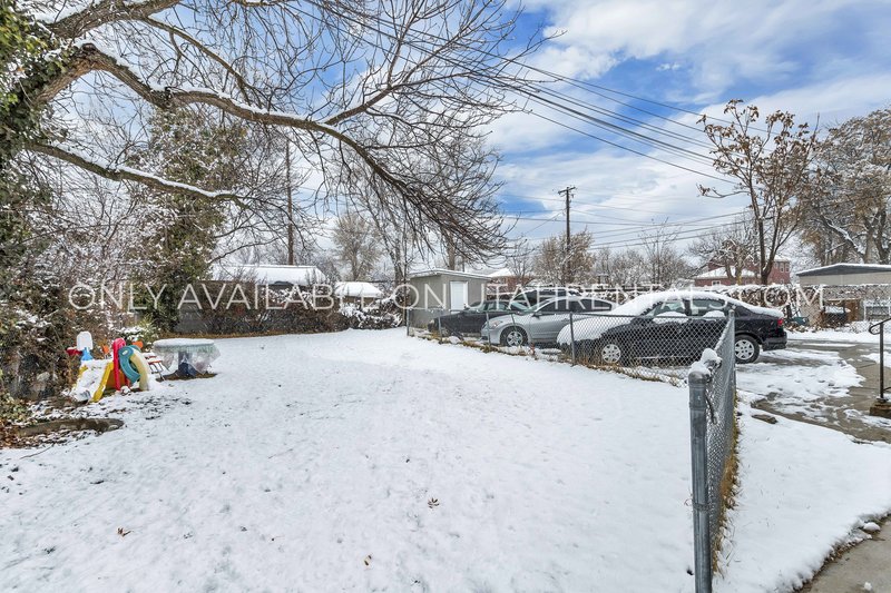 Nice Large Basement unit in Springville property image