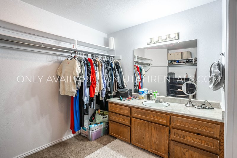 Private Master Bedroom with Walk-In Closet and Private Bathroom at Stonebridge property image