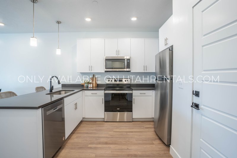 Brand-New 1-Bedroom Apartments in Provo – Modern Living Near Downtown property image