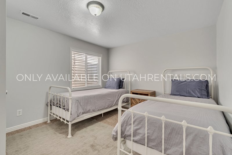 Charming & Spacious 5-Bedroom Home in Heber City property image