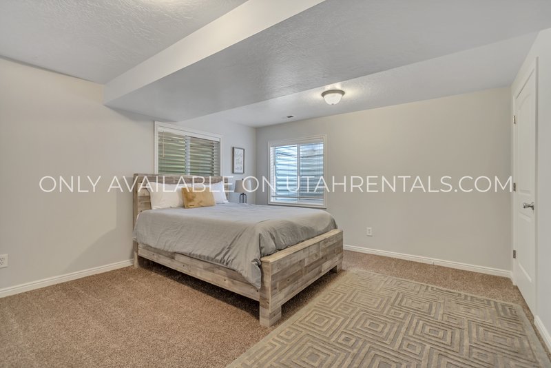 Charming & Spacious 5-Bedroom Home in Heber City property image