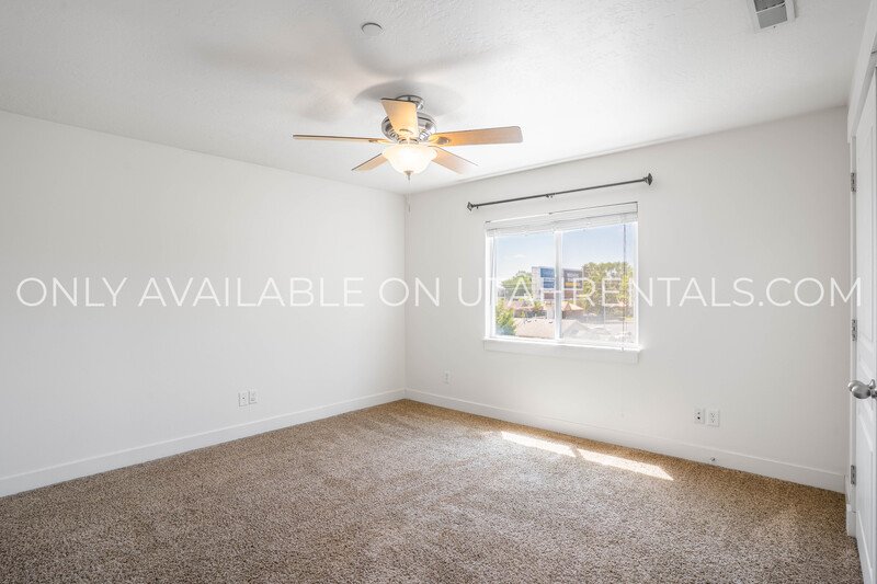 Condo in Canyon Village situated in very convenient area of Provo. property image