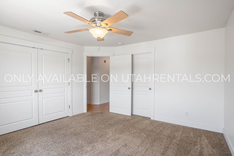 Condo in Canyon Village situated in very convenient area of Provo. property image