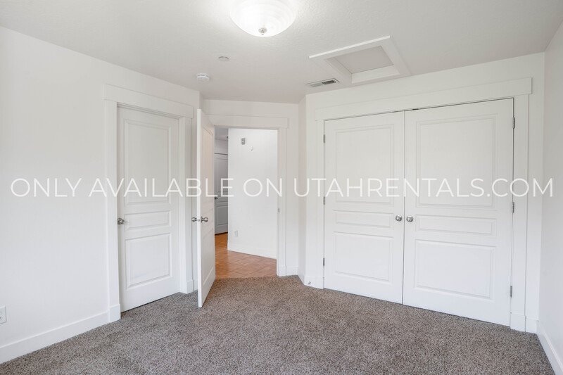 Condo in Canyon Village situated in very convenient area of Provo. property image