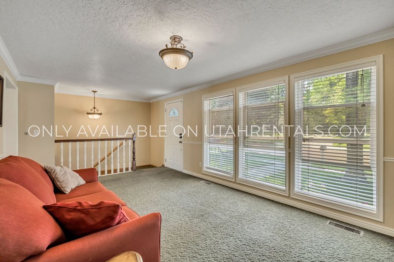 Private Room in Shared House property image