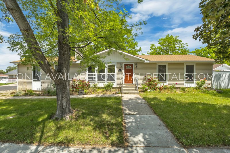 Private Room in Shared House property image