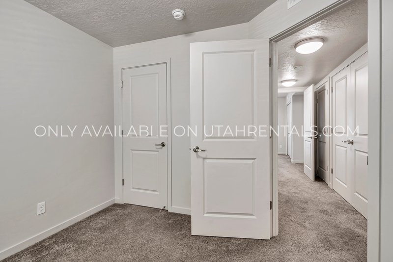 Fabulous 2 Bedroom in Orem- Includes internet! property image