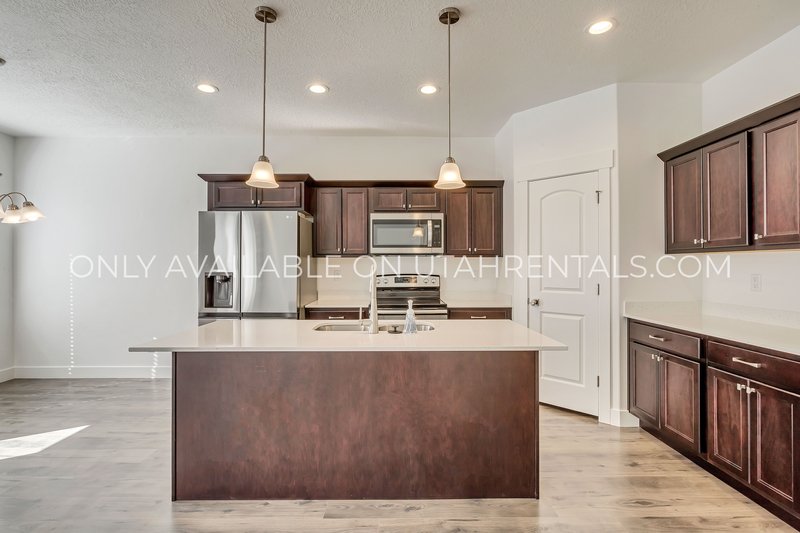 Pristine Brand-New Townhome | 4 Bed, 2.5 Bath property image
