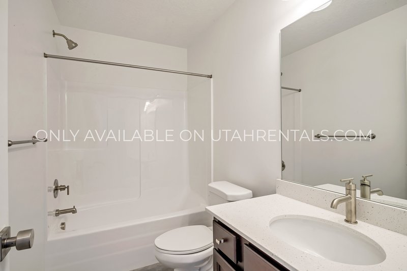 Pristine Brand-New Townhome | 4 Bed, 2.5 Bath property image