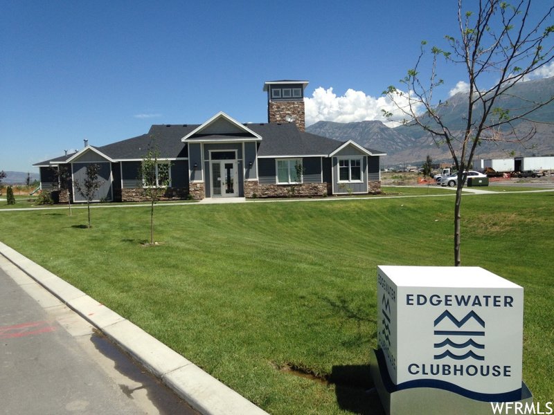 Beautiful 3-Bedroom Vineyard Townhome – Premium Community Amenities! property image