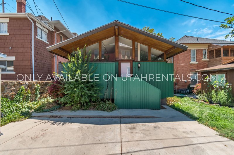 Charming 2 Bedroom Apartment in SLC property image