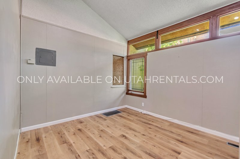 Charming 2 Bedroom Apartment in SLC property image