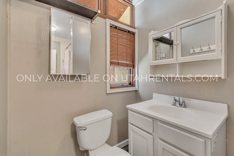 Charming 2 Bedroom Apartment in SLC property image