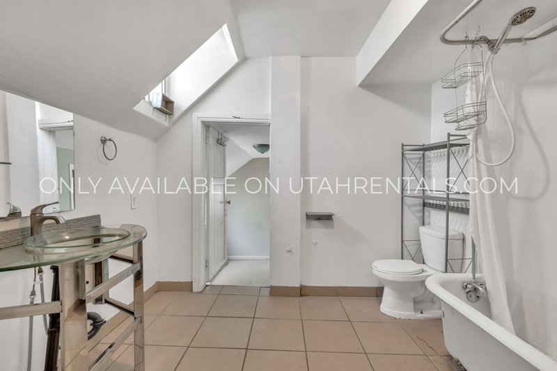 Private Bedroom in Charming Shared Apt | Blocks from U of U & Trolley Square! property image