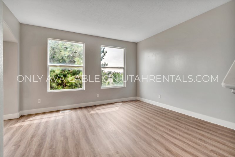 BEAUTIFUL LEHI TOWNHOME property image