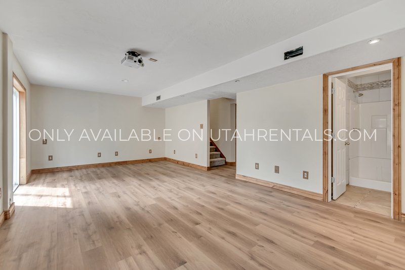 BEAUTIFUL LEHI TOWNHOME property image