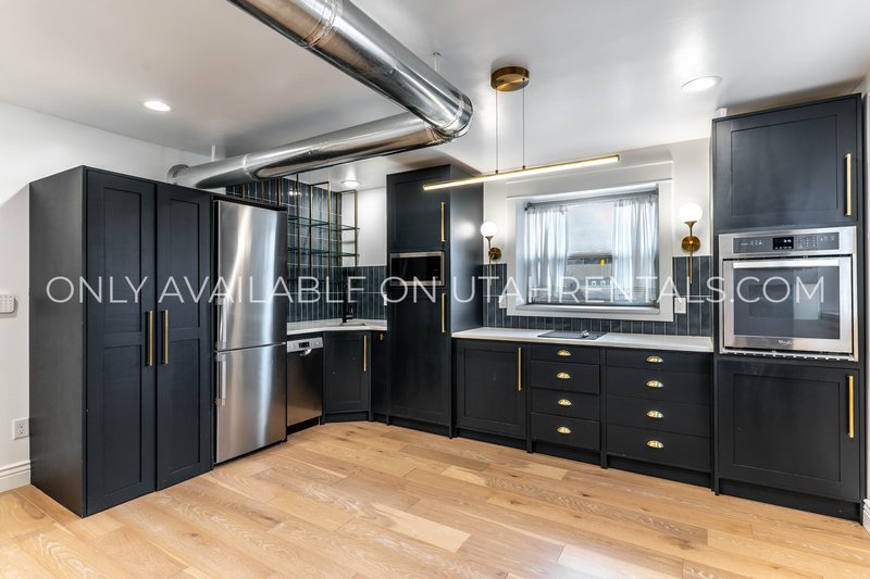 Renovated Historic Apartment in Downtown SLC! property image