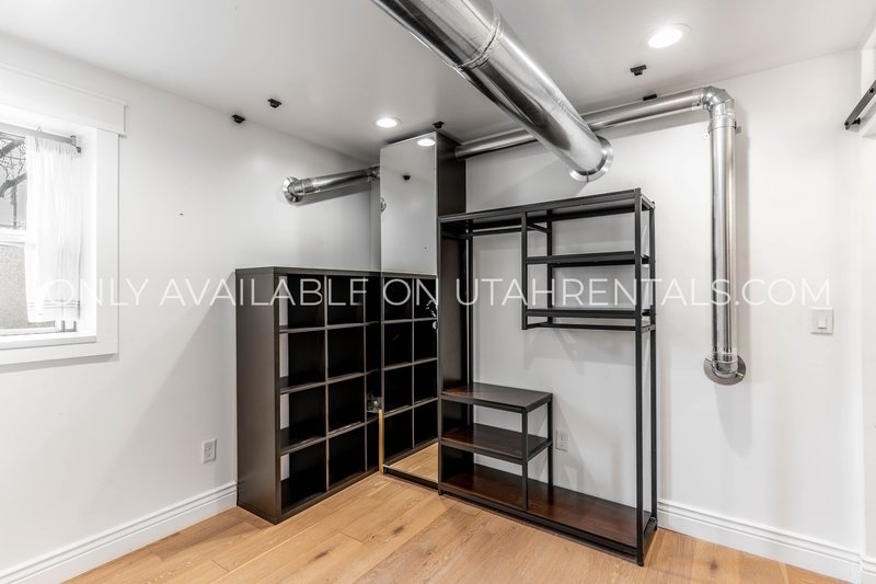 Renovated Historic Apartment in Downtown SLC! property image