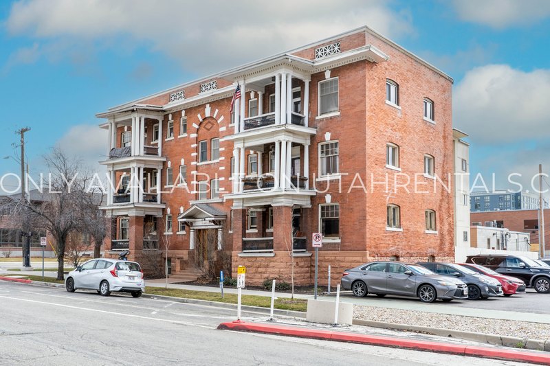 Renovated Historic Apartment in Downtown SLC! property image