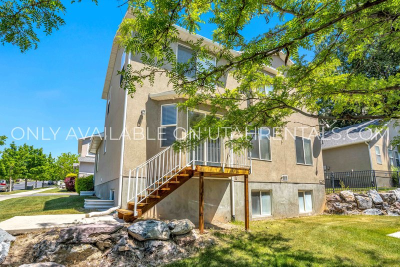 Beautiful Home in South Provo property image