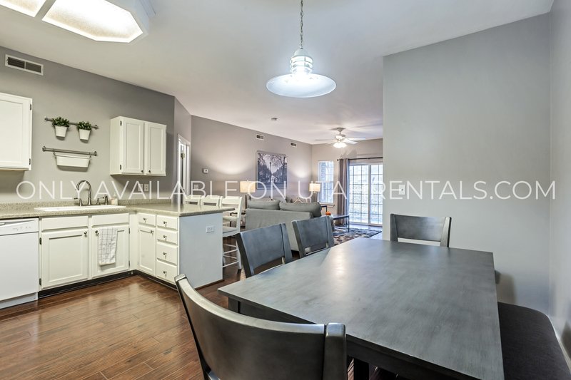 Medium Belmont Private Bedroom Available! property image