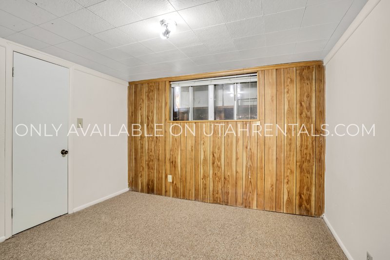 Charming & Bright 2-Bedroom Basement Apartment property image